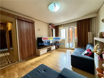 OFERTA! Apartament 3 camere SEBASTIAN NASAUD, ET 3/8, reabilitat - foto 3
