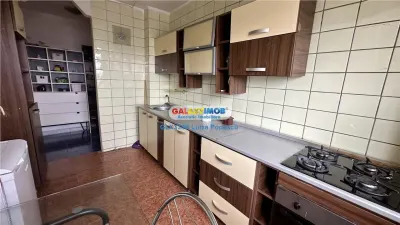 VANZARE APARTAMENT 4 CAMERE TEIUL DOAMNEI - foto 8