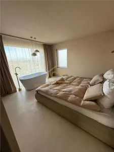 Casa deosebita cu 3 camere 7,5 ari - foto 2