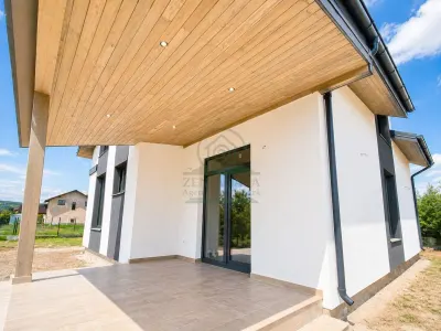 Casa posibilitate 4/5 camere Dancu Holboca la cheie! - foto 4