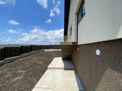 Casa 4 camere Miroslava Iasi 500 mp teren CANALIZARE - foto 18