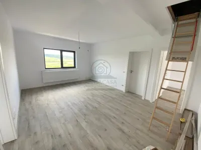 Casa 4 camere Miroslava Iasi 500 mp teren CANALIZARE - foto 19