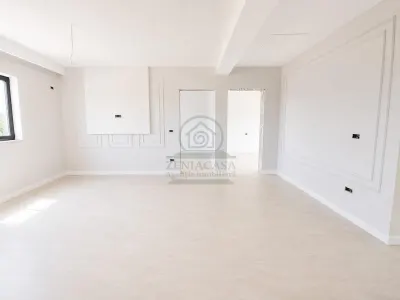Casa 4 camere Miroslava Iasi 500 mp teren CANALIZARE - foto 4