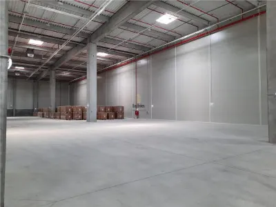 Spatiu Industrial - 6400 mp - Logistica - Depozitare - Distributie - foto 11