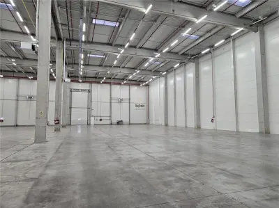 Spatiu Industrial - 3200 mp - Logistica - Depozitare - Distributie - foto 7