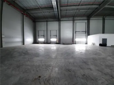 Spatiu Industrial - 1200 mp - Productie - Depozitare - Distributie - foto 11