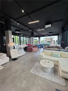 Comercial la Parter - 180 mp - langa Shopping City Sibiu - Selimbar