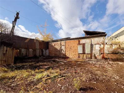 2000 MP teren cu hala, pe platforma IMMUM, zona Cozmircom - foto 4