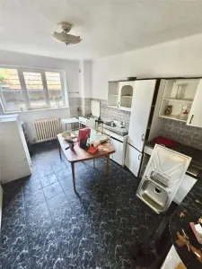 Casa individuala 4 camere | Ideala pentru familie | zona Anton Pann - foto 14