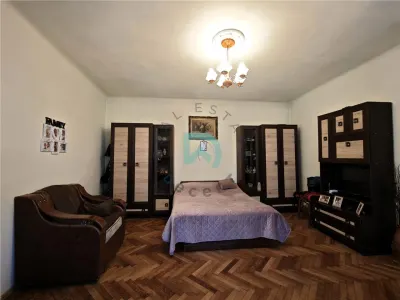 Apartament in casa   Piata Unirii Brasov - Brasov