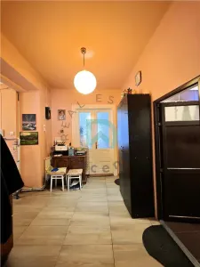 Apartament in casa   Piata Unirii Brasov - foto 14