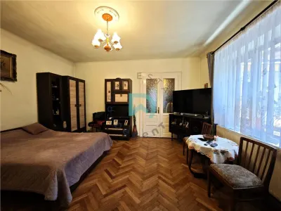 Apartament in casa   Piata Unirii Brasov - foto 6