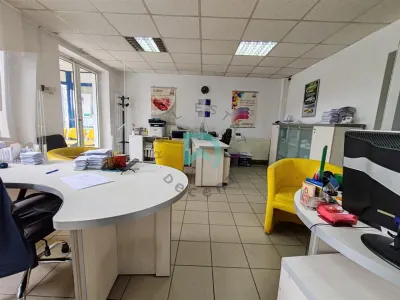 Spatiu comercial de vanzare  Brasov - foto 3