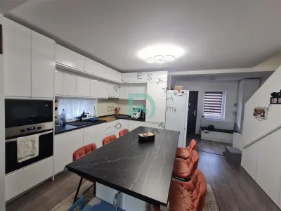 Casa  Tarlungeni, Brasov - foto 2