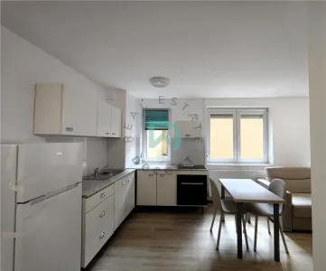 Apartament zona Brasovului Vechi - foto 6