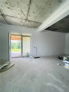 VANZARE IN RATE PE 3 ANI VILA 4 CAMERE 650 mp TEREN DRAGOMIRESTI VALE COMISION 0 - Dragomiresti-Vale