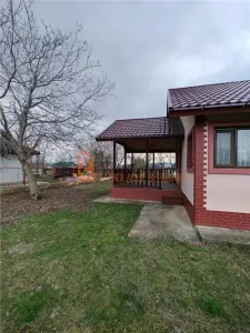 Casa tip parter zona Sapoca - foto 16