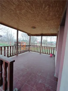 Casa tip parter zona Sapoca - foto 17