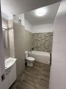 vanzare garsoniera superba | Bazin Titan | Parcul Teilor | et 3/7 |  bloc 2022 | 51mp utili | terasa 14mp cu vedere frumoasa | - foto 11