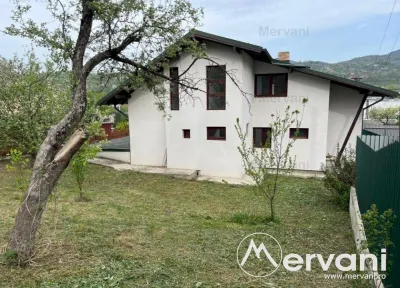 Vila de vanzare in Comarnic - foto 2