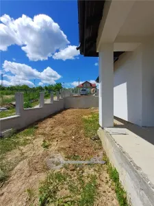 Casa de vanzare I Paun, Barnova I 4 camere, 2 bai I 500 mp teren - foto 6