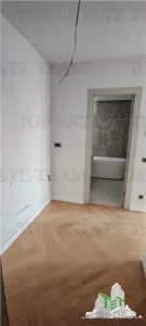 Apartament de 4 camere, cu finisaje premium, 160mp, 2bai, 2 bucatarii, toate utilitatile, piscina, complex rezidential securizat, zona Padurea Baneasa - foto 23