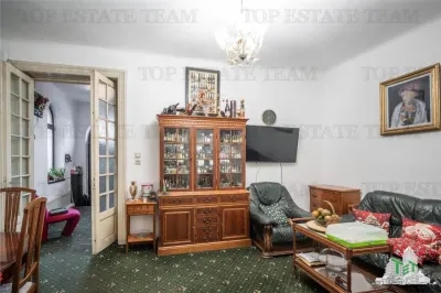 Vila de vanzare  - Zona Victoriei | Pretabil birouri, clinica sau rezidential - foto 4