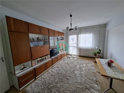 Apartament 3 camere Tractorul, Comision 0, Oltet, Intermediar - Brasov