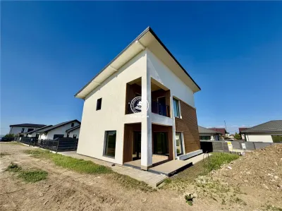 Case  vile de vanzare Miroslava-Iasi - foto 2