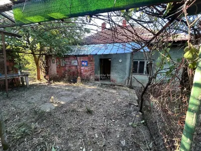 Bocsa Romana, 2 Corpuri de cladire cu Teren si garaj, la Strada Principala - foto 13
