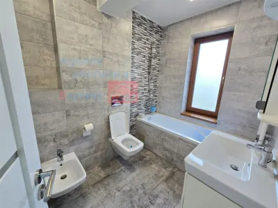 Vila de lux in Miroslava: 4 camere, 2 terase, eficienta energetic - foto 7