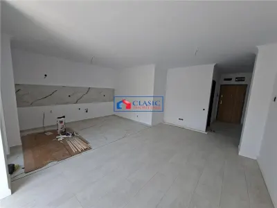 Vanzare apartament 4 camere de LUX bloc nou zona VIVO Floresti - Floresti