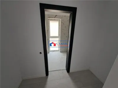 Vanzare apartament 4 camere de LUX bloc nou zona VIVO Floresti - foto 7