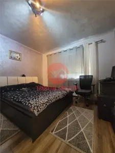 Apartament 3 Camere Superb, Decomandat, Mobilat si Utilat, Zona Dacia - foto 4