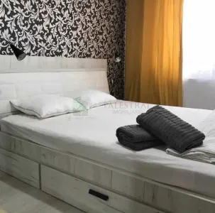 Apartament modern 3 camere, Tractorul Casa Nobel,mobilat,parcare,182000 Euro - foto 4