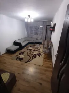 Inchiriere - Podu Ros - Apartament 4 camere - foto 4