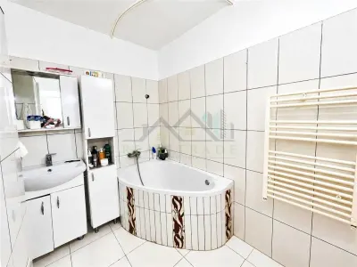 Apartament 2 camere decomandat, 2 balcoane, mobilat Astra- Berzei - foto 11