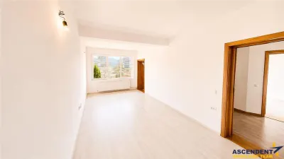 Nivel in casa, recomandat si activitati birou,  Tractorul , Brasov - foto 11