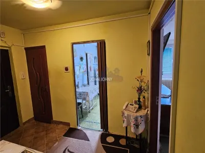 Apartament 3 camere decomandat - Brancoveanu, Str. Uioara - 63mp - foto 5