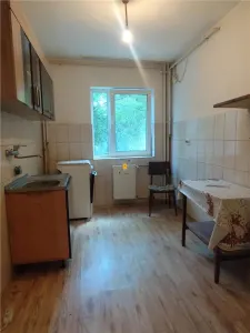 Apartament 2 camere zona Vest - foto 3