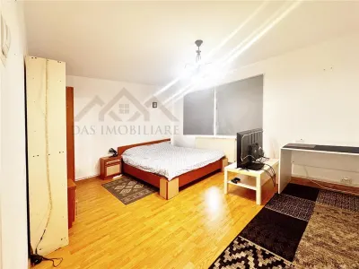 Apartament 3 camere decomandat, parter inalt ,  zona centrala - foto 3