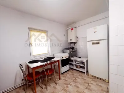 Apartament 3 camere decomandat, parter inalt ,  zona centrala - foto 10