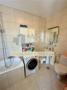 Apartament 2 camere, 2 bai, boxa si parcare,in Ploiesti, zona Nord - foto 4