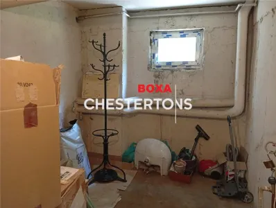 Apartament modern cu 4 camere plus boxa, cu SU de 75mp, parter/4, zona OZANA, la 10 , 15 minute pietonal de statia de metrou 1 Dec 1918. - foto 17