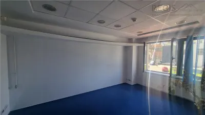 Spatiu comercial versatil in Centrul Civic - foto 6