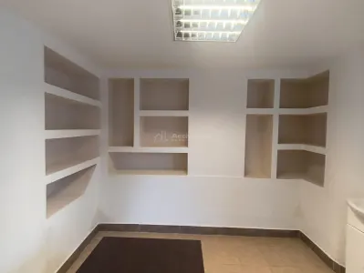 Resita Spatiu Comercial Zona Centrala - foto 11