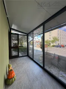 Vanzare spatiu comercial in cartierul Tractorul – 2 studiouri independente - Brasov
