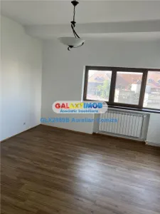 Inchiriere apartament 4 camere Piata Romana pretabil birouri - foto 2