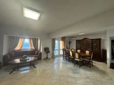 Inchiriere spatiu pentru birou | Piata Alba Iulia | MOBILAT BIROU |  vedere fata | - foto 3