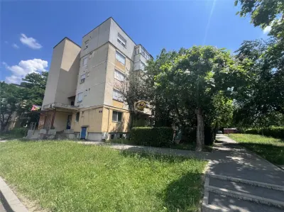 Etaj I | Apartament cu 3 camere | Botizului - Satu Mare
